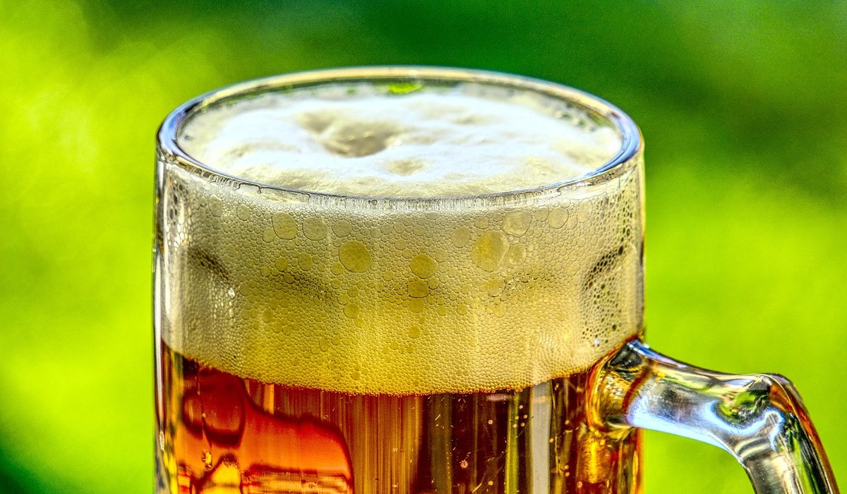 Making the Most of a Pub Beer Garden in Cooler Months