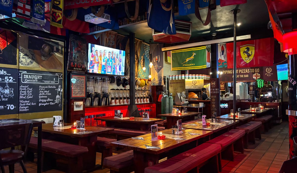Tips for Planning a Birthday Celebration in a Pub Function Room